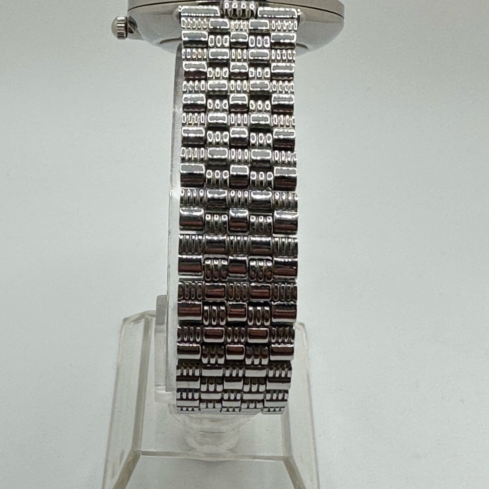 Woman’s Armitron Now Wrist Watch - Picture 5 of 7